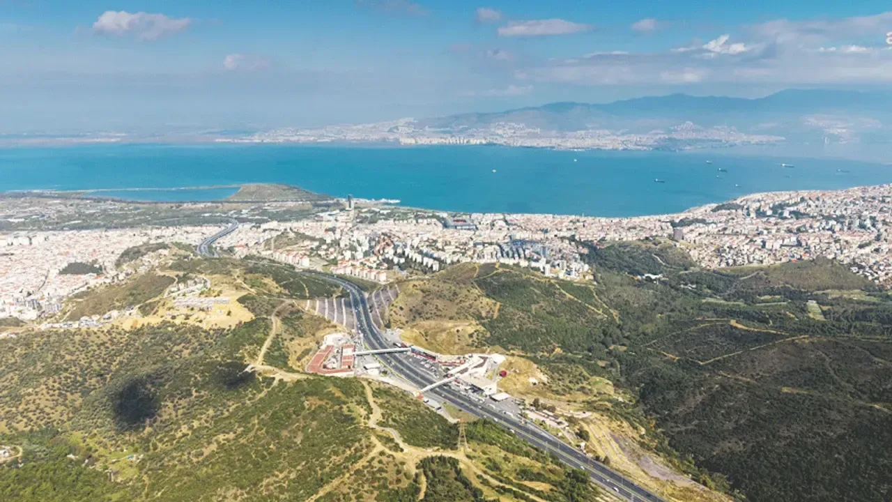 Balçova Arsa Mağdurlarına Müjdeli Haber: Yeni İmar Planları Askıda!