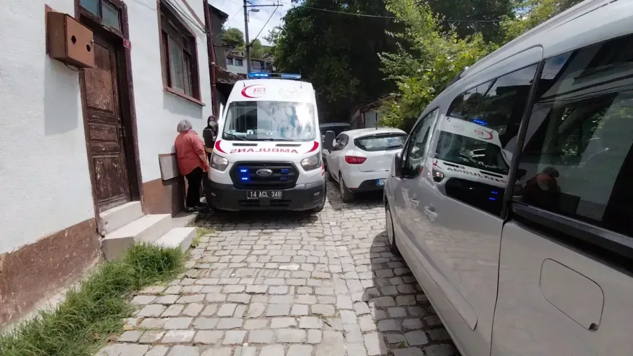 Mudurnu'da Hatalı Park Ambulansı Durma Noktasına Getirdi