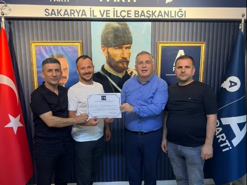 Anahtar Parti Güneşler Mahallesi'ne Yeni Başkan Atadı