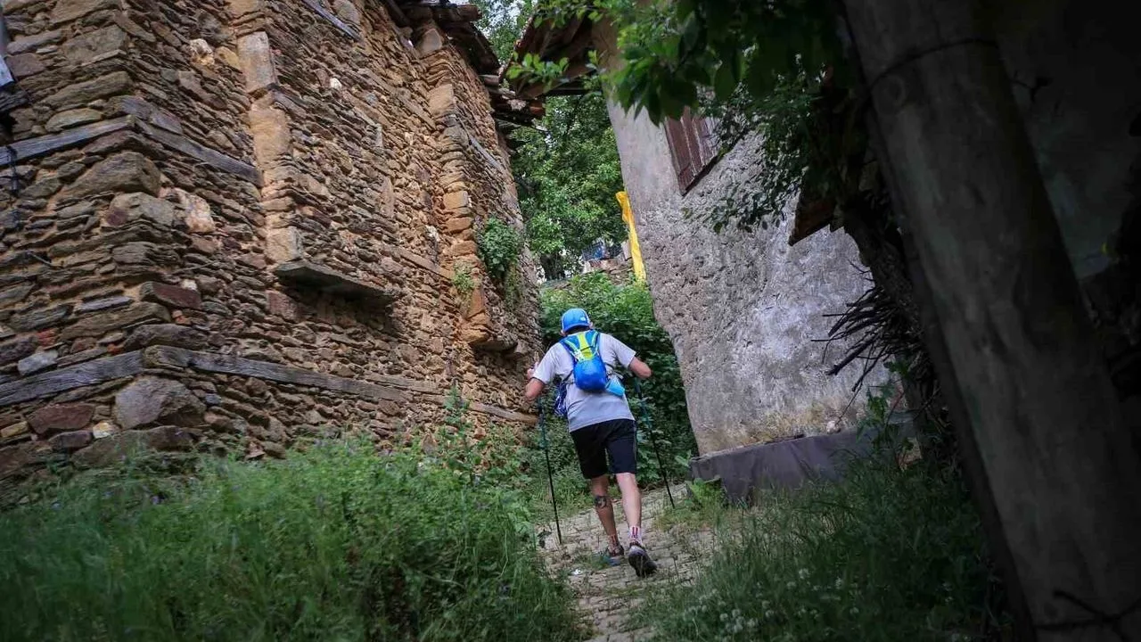 Efeler Yolu Ultra Trail'de 264 Sporcu İzmir'de Yarışacak