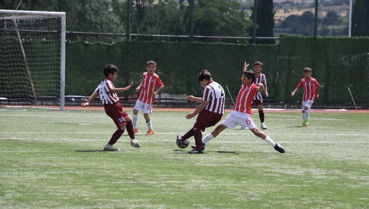 Muratlı 1935 Spor, Altınovaspor'a Deplasmanda Mağlup Oldu