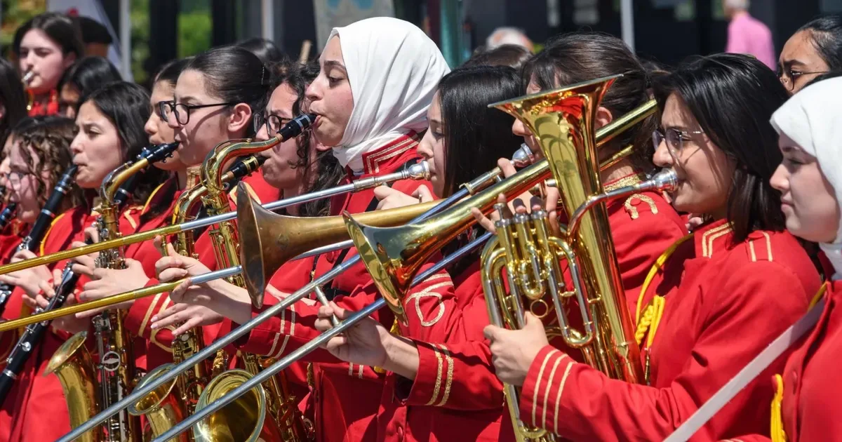 Osmangazi'de Gençlerin Bilim Fuarı Rüzgarı Esti