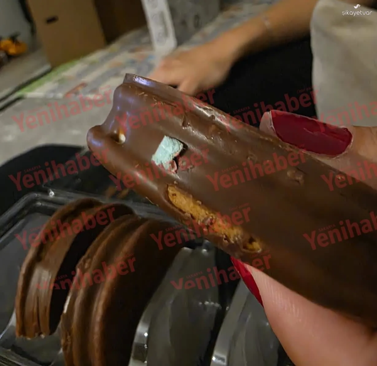 Adapazarı'nda Paketli Atıştırmalıktan Yabancı Madde Çıktı