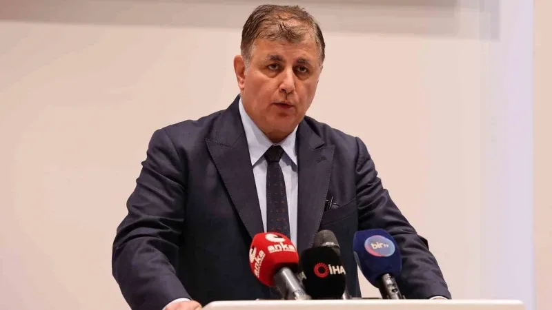 İzmir'de Siyasi Kriz: Cemil Tugay İstifa Etti