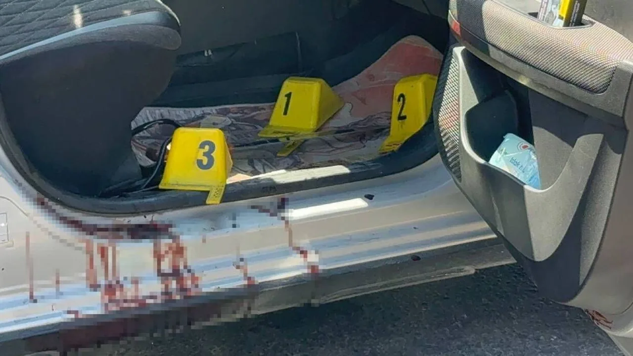 Taksici Kavgası Antalya'da Kanlı Bitti: 6 Yaralı