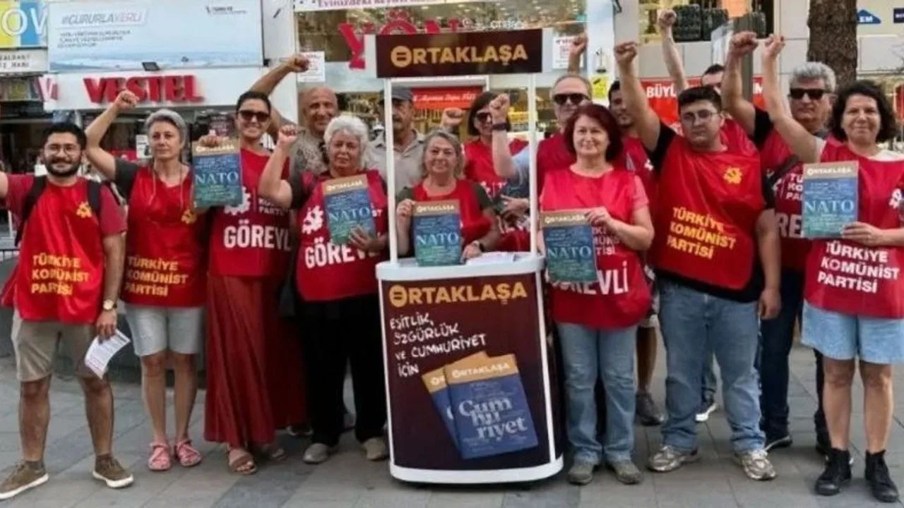 TKP Antalya'dan Kapalı Yol'da NATO Karşıtı Sanat Sergisi