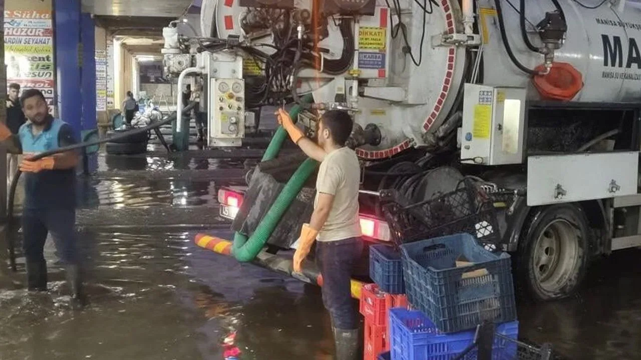 Salihli'de Sel Mağdurlarına Manisa Büyükşehir Belediyesi'nden Destek