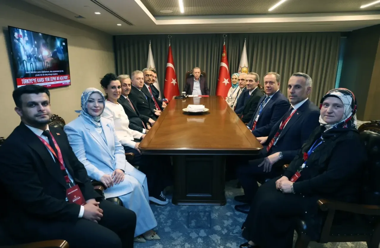 Cumhurbaşkanı Erdoğan, Sapanca'da Sakarya Heyetini Ağırladı