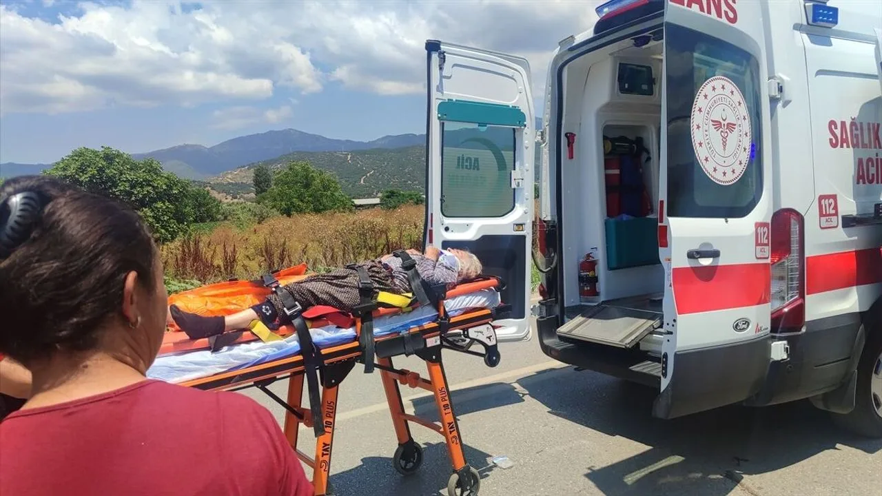 Ödemiş'te Peş Peşe Trafik Kazaları: 3 Yaralı