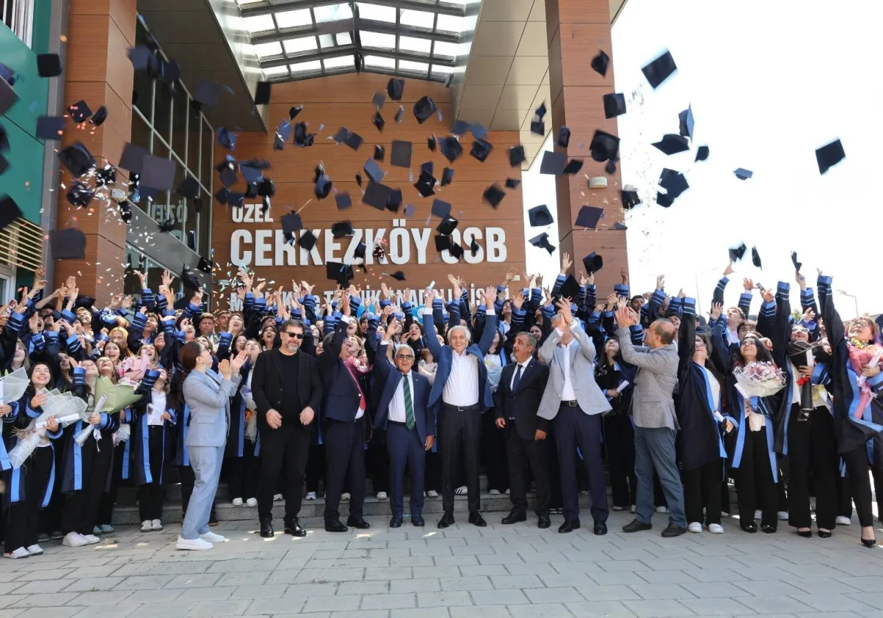 ÇOSB MTAL’de Mezuniyet Coşkusu: Geleceğin Teminatı Gençler