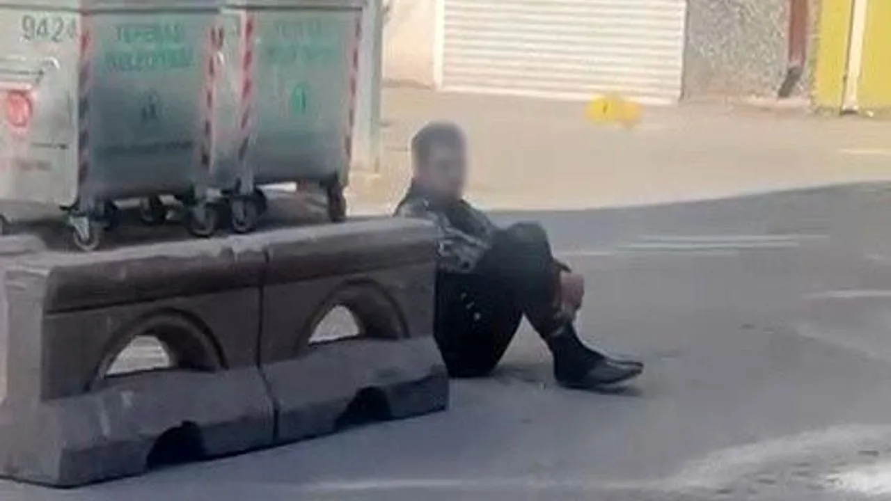 Hareketsiz Bekleyen Şahıs, Sakarya'da Polisi Alarm Geçirdi