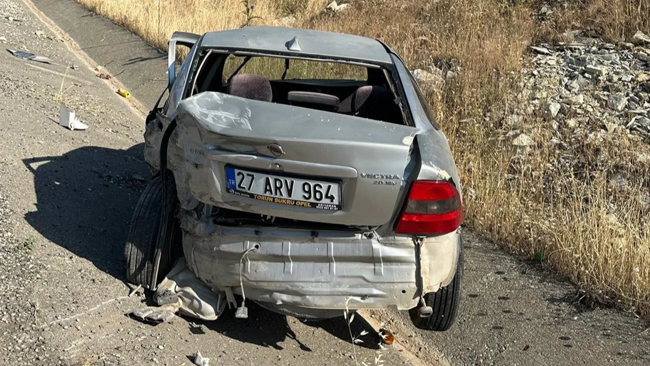 Şanlıurfa'da Çekici ile Otomobil Çarpıştı, İki Yaralı