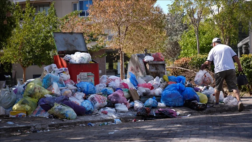İzmir'den Manisa'ya Uzanan Çöp Krizi Tehlikesi: Kapasite Sorunu!