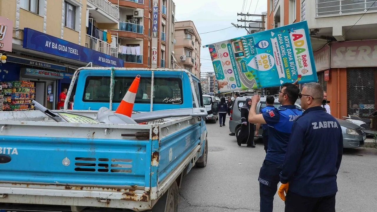 Buca'da Kaldırım İşgallerine Son! Zabıta Ekipleri Harekete Geçti