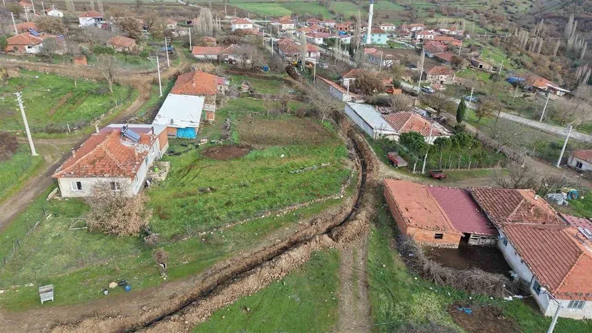Yunusemre'de Kırsal Mahalle Mücadelesi Devam Ediyor