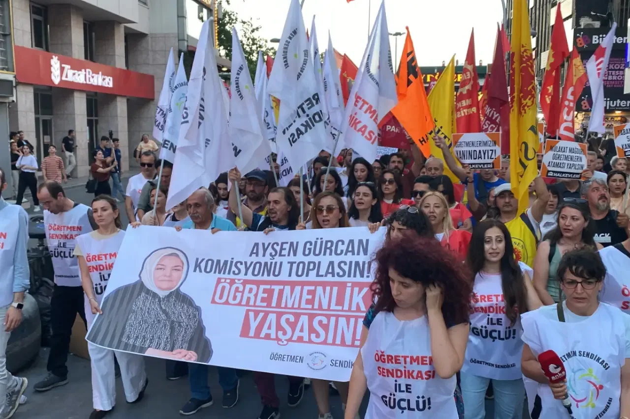 Bakırköy'de Öğretmenler İçin Dayanışma Eylemi Düzenlendi