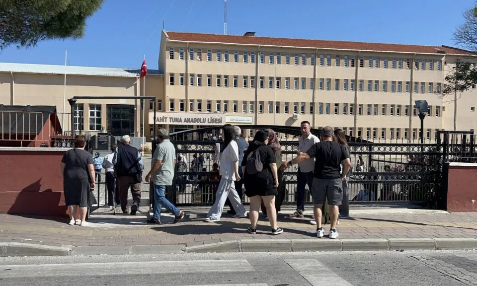 Çanakkale'de YKS AYT Sınavı Heyecanı Yaşanıyor