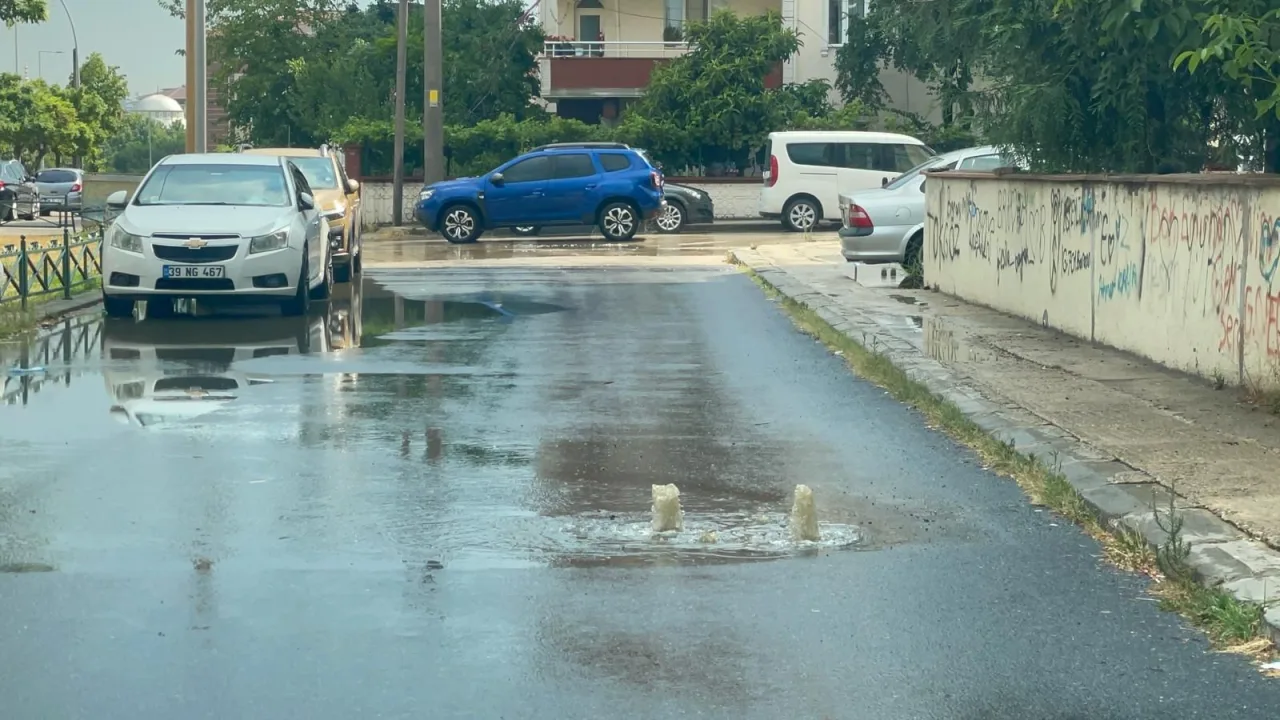 Çerkezköy'de Kısa Yağmur, Uzun Süren Kanalizasyon Sorunu!